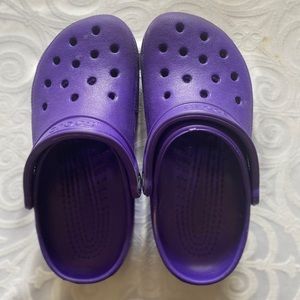 Purple crocs